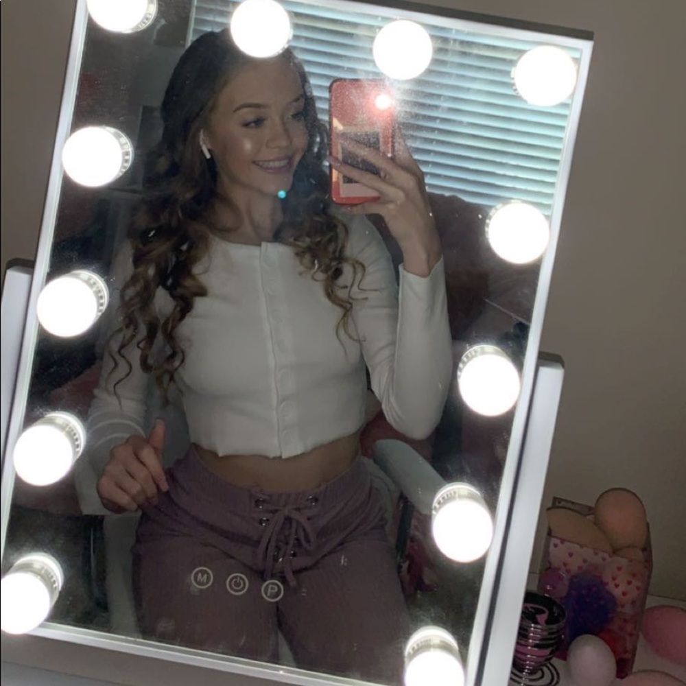 Meet your Posher, Amber